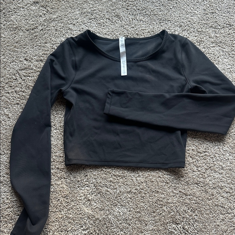 Lululemon Wundertrain Long Sleeve Black Crop Top - Picture 3 of 11
